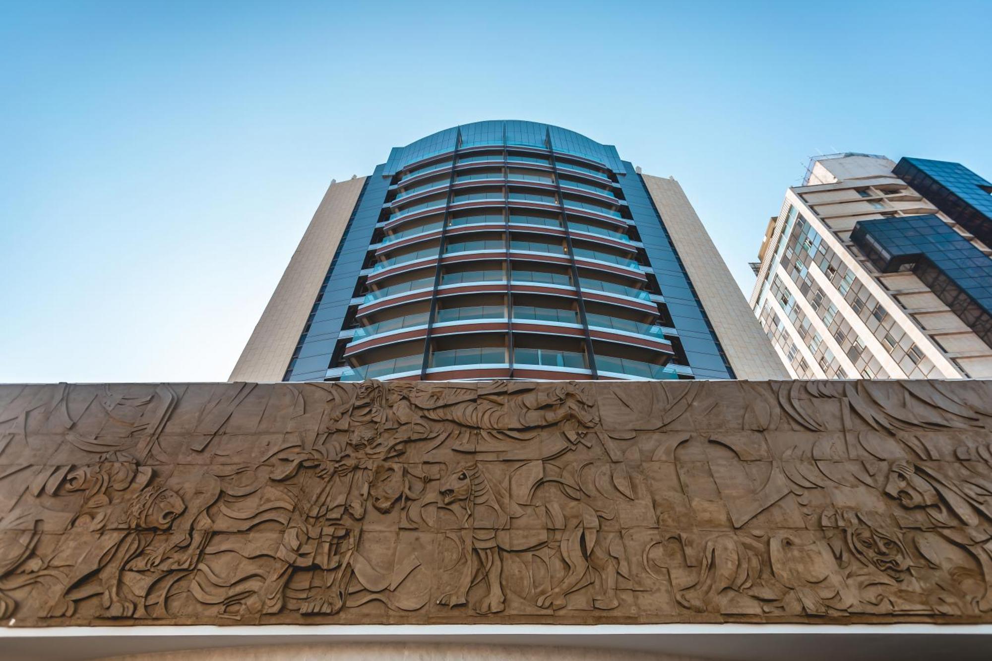 Daniel Herzliya Hotel Esterno foto The building's facade